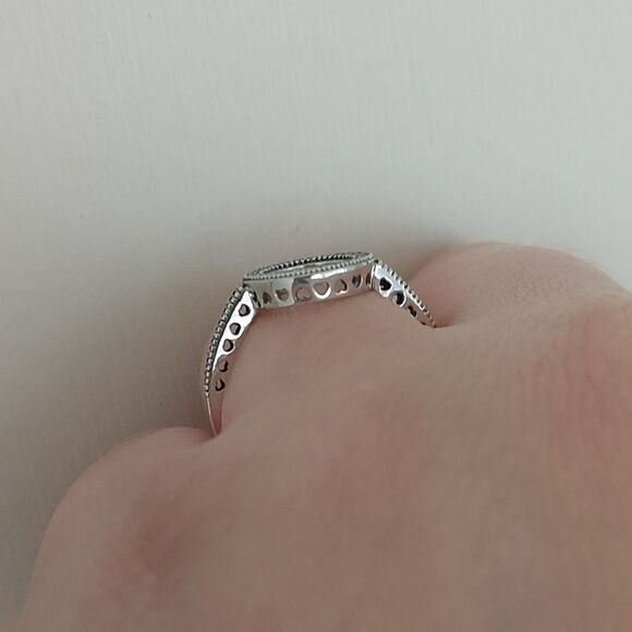 925 Sterling Silver Oxidized O Ring - Picture 7 of 8